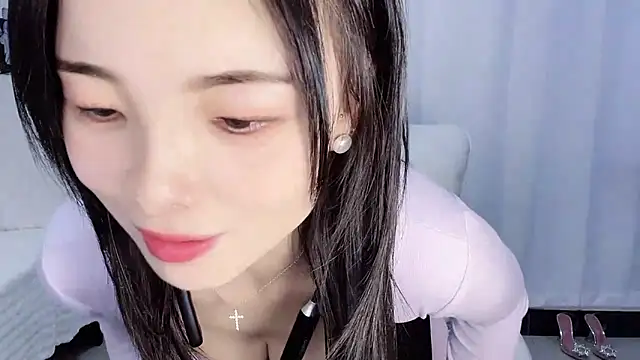 Tangbao-Baby online show from October 30, 2025, 1:26 am