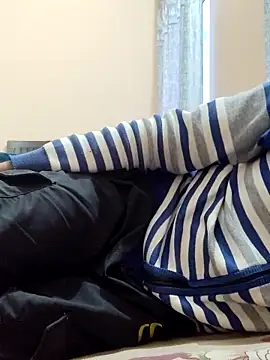 INTERNATIONAL0001 online show from November 16, 2025, 1:32 am