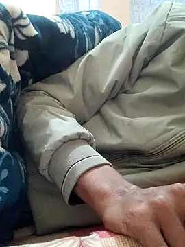 INTERNATIONAL0001 online show from November 27, 2025, 1:39 am