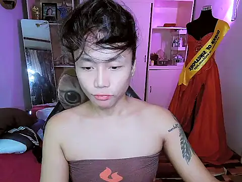 Snapshot of YourNikkieXxx chatting on October 25, 2025, 11:31 am YourNikkieXxx online show from October 25, 2025, 11:31 am