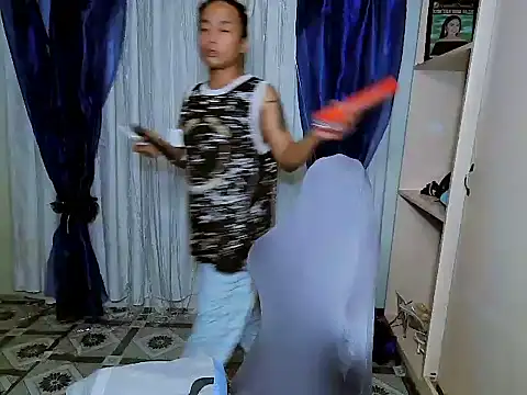 Snapshot of YourNikkieXxx chatting on January 14, 2026, 7:50 pm YourNikkieXxx online show from January 14, 2026, 7:50 pm