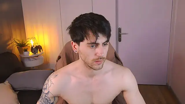 Oscar Miller  online show from March 25, 2026, 5:18 am