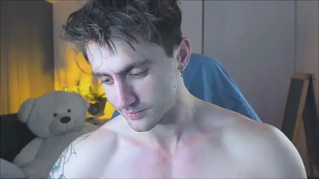 Oscar Miller  online show from November 7, 2025, 8:57 pm