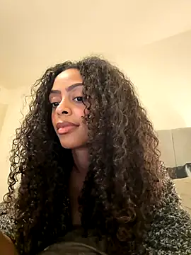 Snapshot of yasmingarcia chatting on November 3, 2025, 12:31 pm yasmingarcia online show from November 3, 2025, 12:31 pm