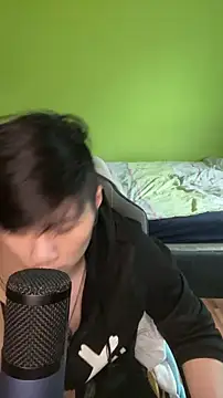 Kingpowerlittel online show from December 15, 2025, 11:49 am