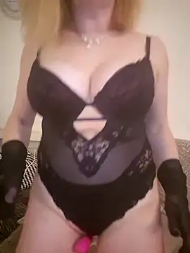 Snapshot of TinaLizxh chatting on March 1, 2026, 7:47 pm TinaLizxh online show from March 1, 2026, 7:47 pm