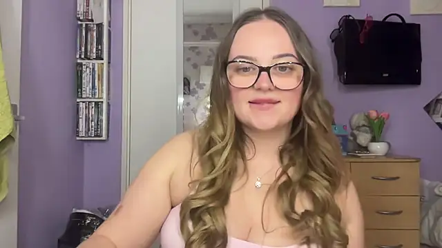 SexySashaxox online show from March 11, 2026, 10:15 pm