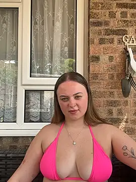 SexySashaxox online show from June 21, 2026, 12:33 pm