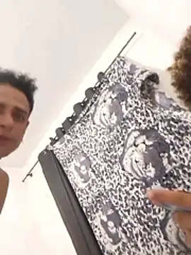 leleka2025 online show from March 22, 2026, 9:49 pm