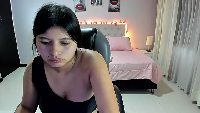 Miss Cataleya   online show from May 27, 2026, 11:28 am