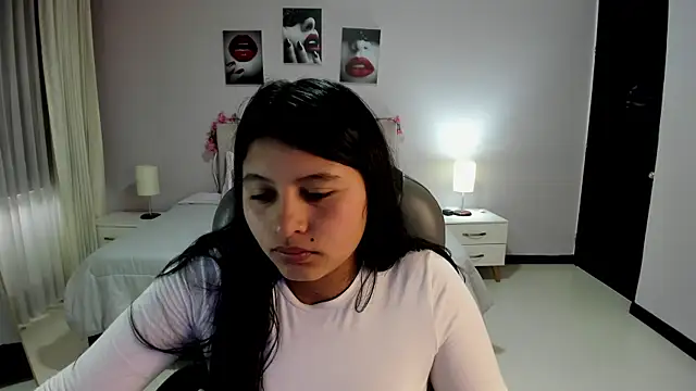 Miss Cataleya   online show from May 9, 2026, 12:19 pm