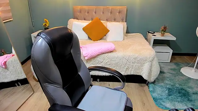 Miss Cataleya   online show from January 17, 2026, 11:36 am