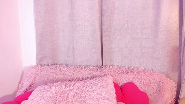 Snapshot of ameliiaa_smith chatting on March 13, 2026, 8:58 pm ameliiaa smith online show from March 13, 2026, 8:58 pm