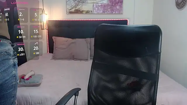 azabachebabe online show from November 5, 2025, 1:58 pm