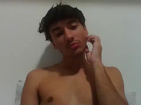 zyonboy1 online show from July 14, 2026, 12:32 am