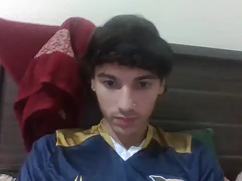zyonboy1 online show from July 10, 2026, 9:37 pm