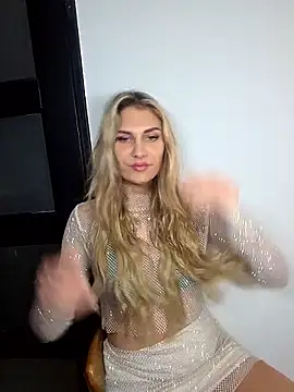 Snapshot of Melody1600 chatting on February 12, 2026, 8:41 pm Melody1600 online show from February 12, 2026, 8:41 pm