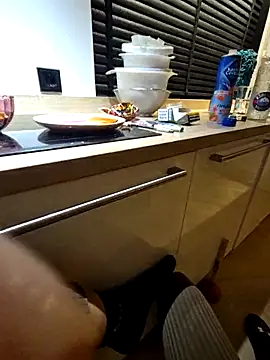 Snapshot of Melody1600 chatting on November 8, 2025, 11:08 pm Melody1600 online show from November 8, 2025, 11:08 pm