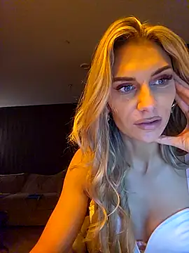 Snapshot of Melody1600 chatting on January 12, 2026, 8:58 pm Melody1600 online show from January 12, 2026, 8:58 pm