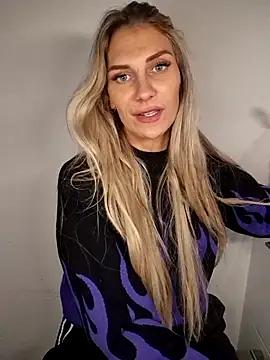 Snapshot of Melody1600 chatting on October 19, 2025, 6:54 pm Melody1600 online show from October 19, 2025, 6:54 pm