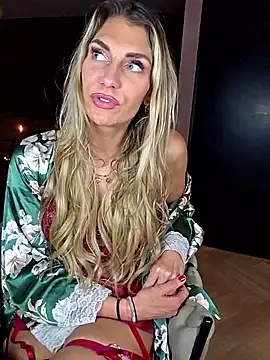 Snapshot of Melody1600 chatting on April 15, 2026, 8:20 pm Melody1600 online show from April 15, 2026, 8:20 pm