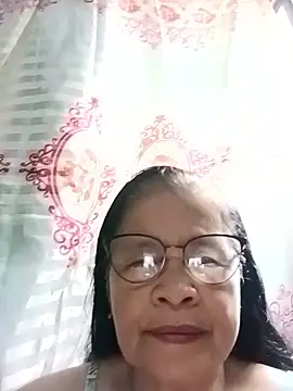 Snapshot of Sweet-Lita50 chatting on March 30, 2026, 5:42 am Sweet-Lita50 online show from March 30, 2026, 5:42 am