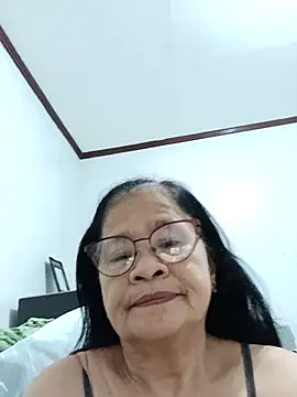 Snapshot of Sweet-Lita50 chatting on March 22, 2026, 12:03 am Sweet-Lita50 online show from March 22, 2026, 12:03 am