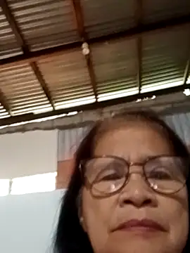 Sweet-Lita50 online show from October 19, 2025, 4:48 am