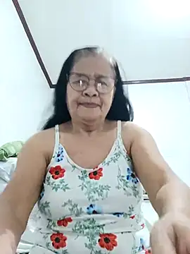 Snapshot of Sweet-Lita50 chatting on April 9, 2026, 11:38 am Sweet-Lita50 online show from April 9, 2026, 11:38 am