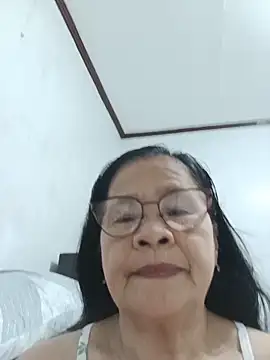 Snapshot of Sweet-Lita50 chatting on May 17, 2026, 11:43 am Sweet-Lita50 online show from May 17, 2026, 11:43 am