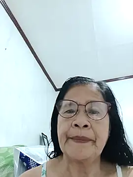 Snapshot of Sweet-Lita50 chatting on April 23, 2026, 2:29 am Sweet-Lita50 online show from April 23, 2026, 2:29 am