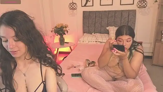 Snapshot of Samantha_blow chatting on February 21, 2026, 3:30 am Samantha blow online show from February 21, 2026, 3:30 am