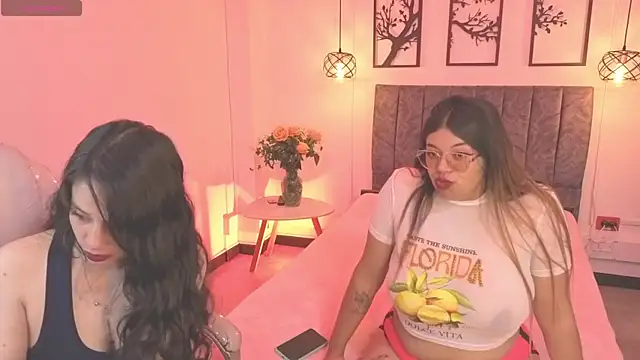 Snapshot of Samantha_blow chatting on February 17, 2026, 3:26 am Samantha blow online show from February 17, 2026, 3:26 am