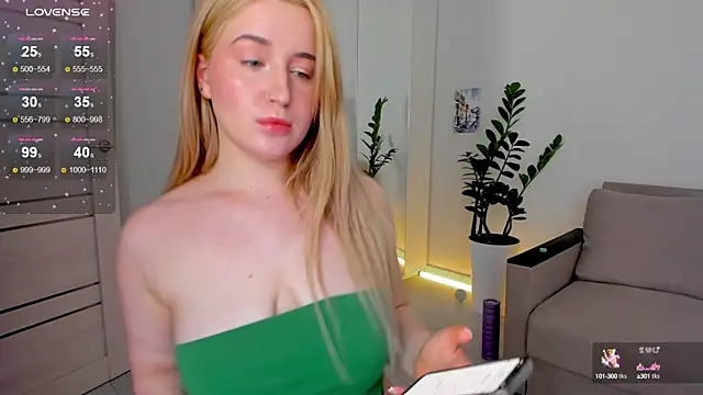 acidjuice0 online show from September 9, 2025, 1:38 am