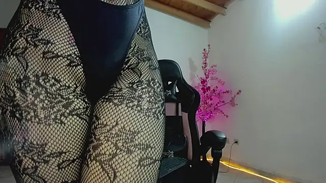 Snapshot of auraeroticaxxx chatting on September 28, 2025, 6:20 am auraeroticaxxx online show from September 28, 2025, 6:20 am