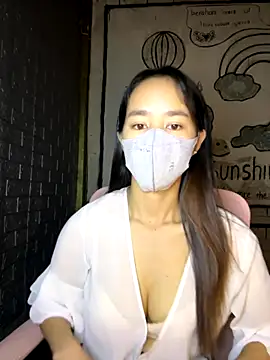 TiNa 04 online show from September 29, 2025, 1:23 am