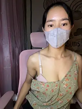 TiNa 04 online show from October 11, 2025, 5:30 am