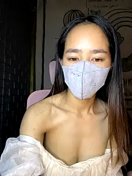 TiNa 04 online show from September 26, 2025, 3:08 pm