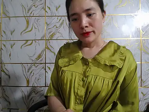 Snapshot of Lyzizi_lovely09 chatting on May 6, 2026, 3:32 am Lyzizi lovely09 online show from May 6, 2026, 3:32 am