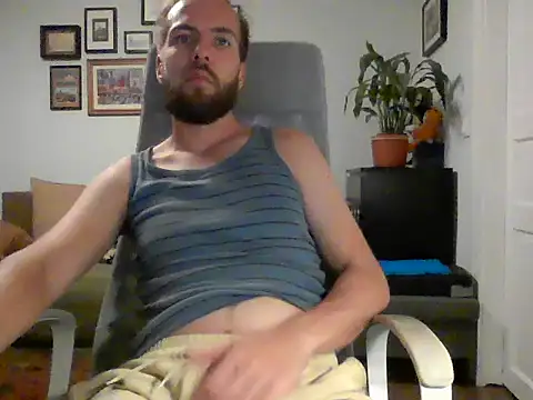 Snapshot of MrBig303 chatting on July 27, 2026, 7:21 pm MrBig303 online show from July 27, 2026, 7:21 pm