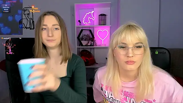 Snapshot of marta_smith chatting on November 6, 2025, 8:07 am marta smith online show from November 6, 2025, 8:07 am