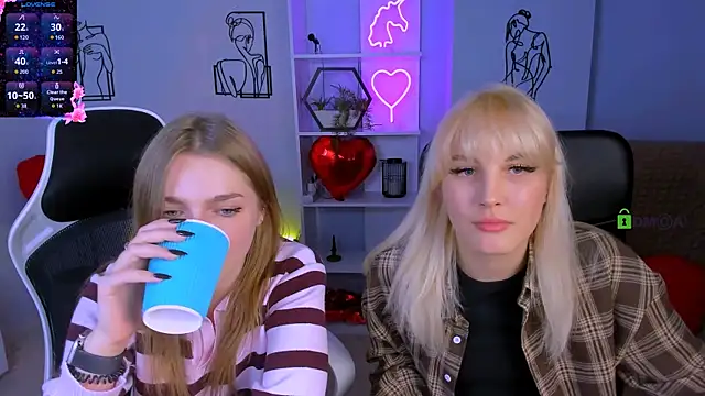 Snapshot of marta_smith chatting on October 14, 2025, 9:04 pm marta smith online show from October 14, 2025, 9:04 pm