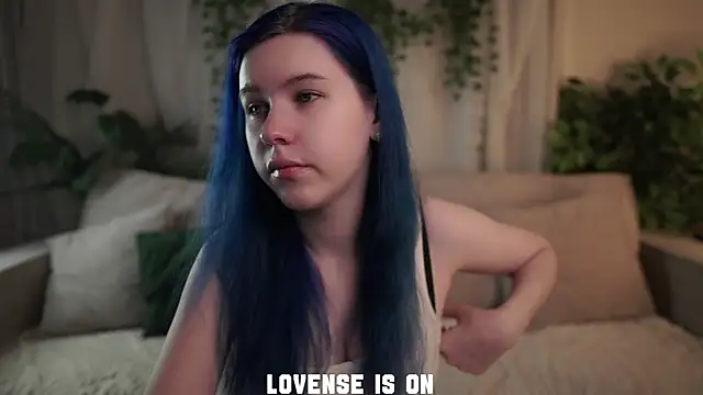 ElizSpieth online show from December 16, 2025, 1:10 am