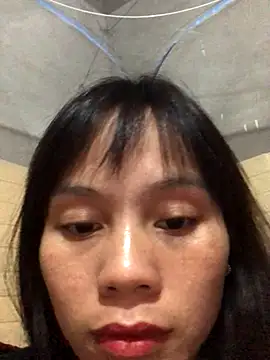 Snapshot of QuingLin chatting on September 20, 2025, 12:10 pm QuingLin online show from September 20, 2025, 12:10 pm