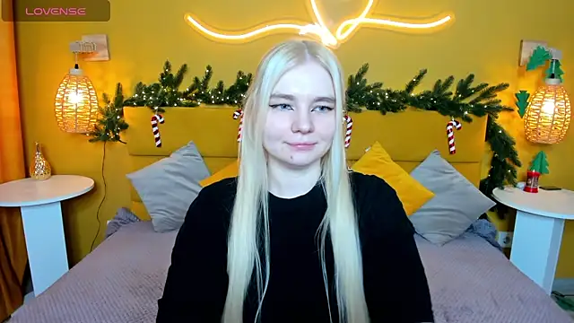 RuthBryant online show from December 21, 2025, 12:35 am