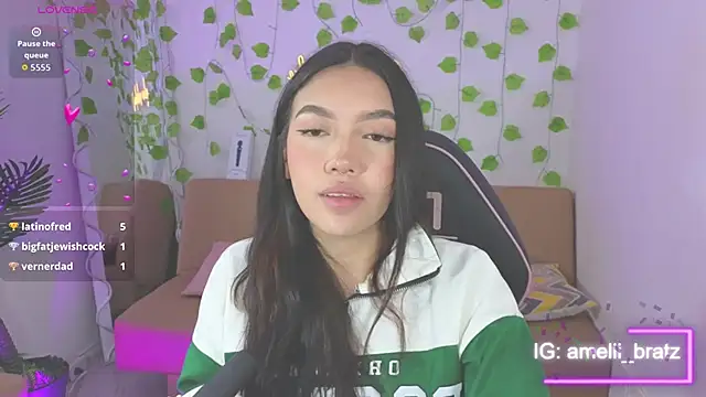 Snapshot of Ameliiaa_tay chatting on September 16, 2025, 11:55 am Ameliiaa tay online show from September 16, 2025, 11:55 am