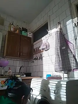 Funny Karina online show from May 28, 2026, 4:35 pm