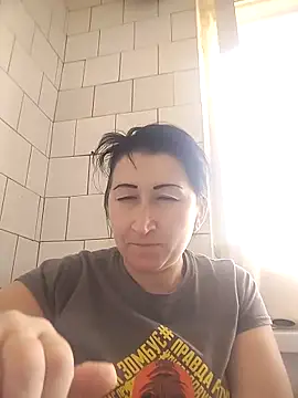 Funny Karina online show from September 23, 2025, 9:27 am