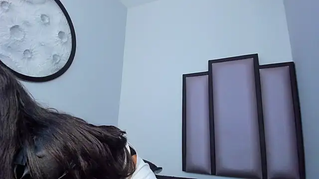 Snapshot of Lucy-23 chatting on October 24, 2025, 4:22 am Lucy-23 online show from October 24, 2025, 4:22 am