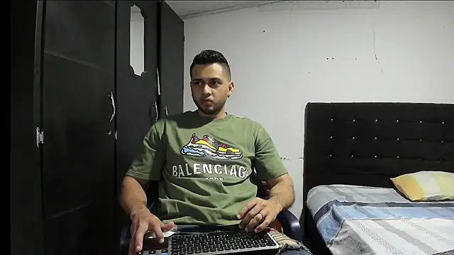 Ryan xc1 online show from November 24, 2025, 2:44 am